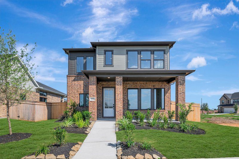 Benefield - Sienna - Landmark Row Collection: Missouri City, Texas - David Weekley Homes