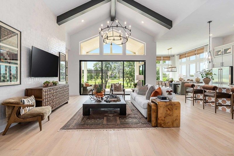 The Centeno - Family Room