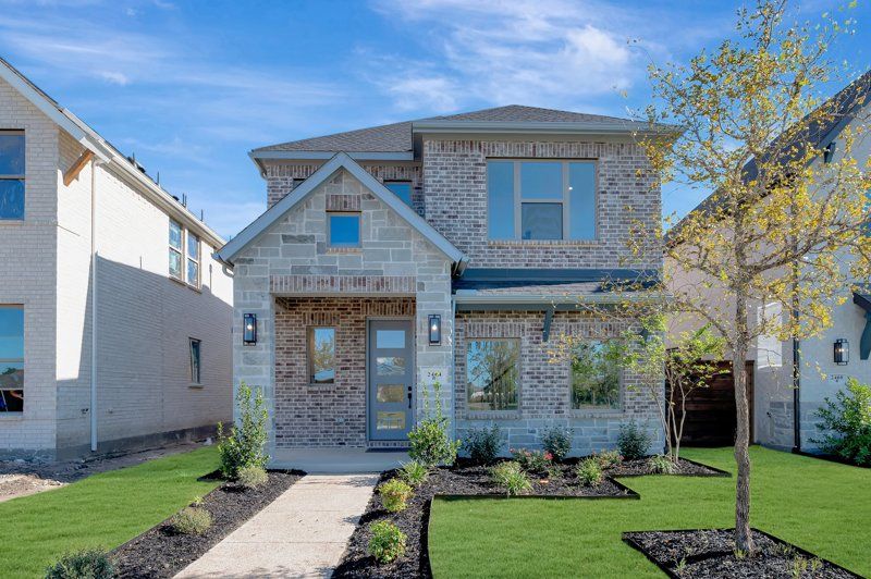 2404 Ranch Hawk Square