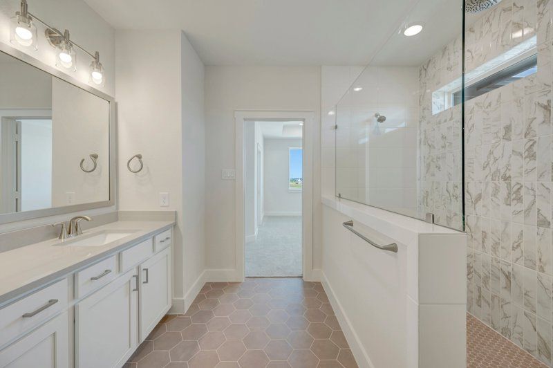 Owner's Bath