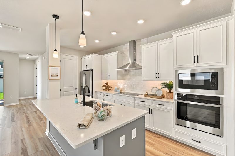 Oakfield at Mount Dora Cottage Series por David Weekley Homes en Orlando Florida