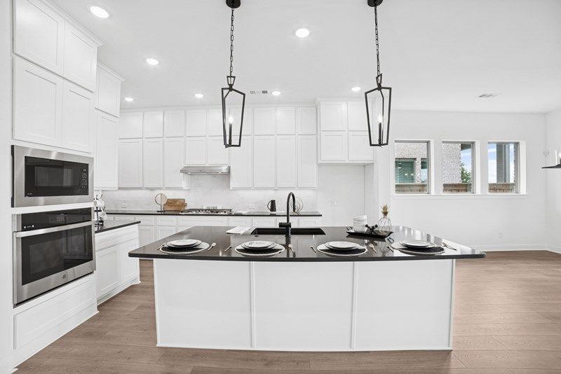 The Beverly - Kitchen