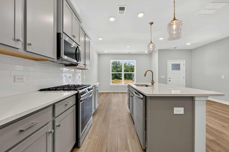 The Bluestar II - Kitchen