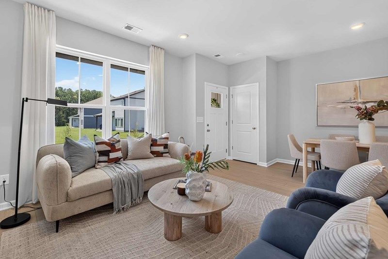 The Mistflower - Family Room