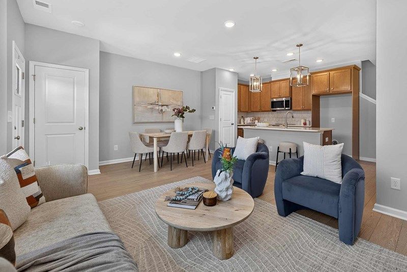 The Mistflower - Family Room
