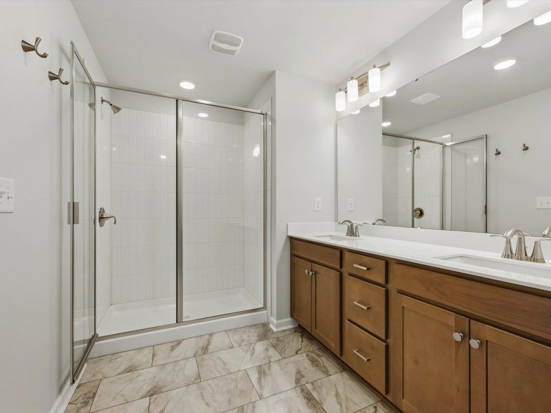 Owner's Bath