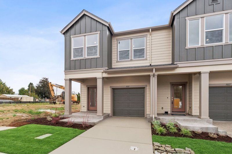 5831 SE 12th Terrace (Evia)