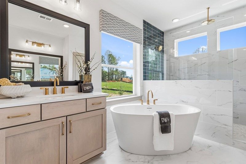 The Tolar - Owner's Bath