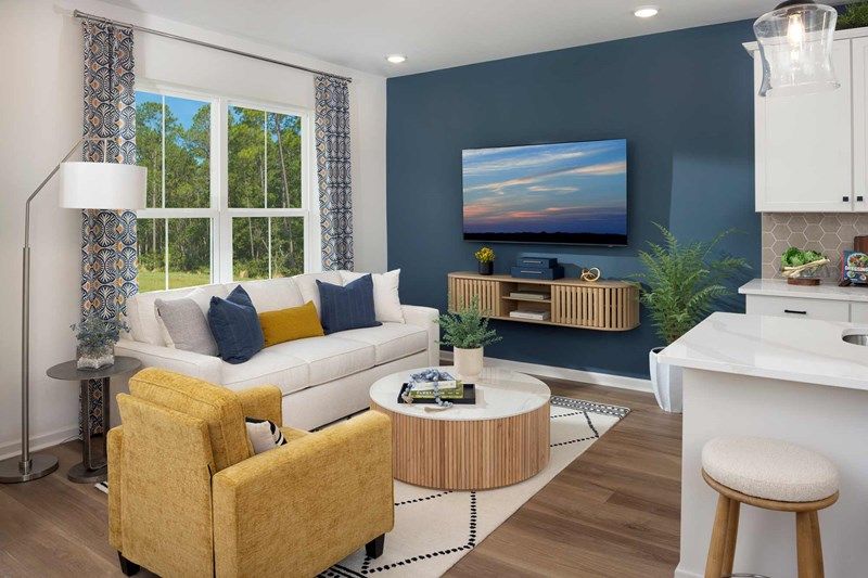The Bluestar - Family Room