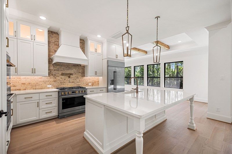 7745 Dogwood - Kitchen