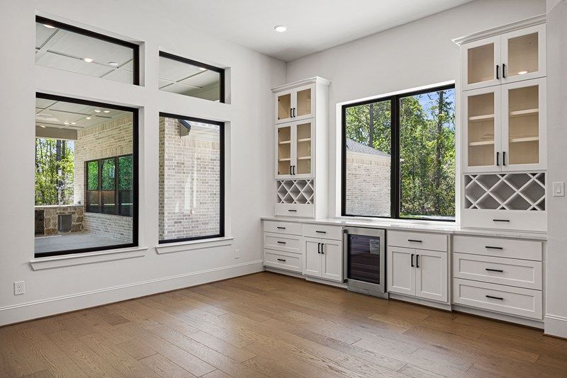 7741 Dogwood - Dining
