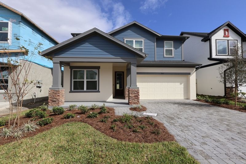 Bradson - Oakfield at Mount Dora Cottage Series: Mount Dora, Florida - David Weekley Homes
