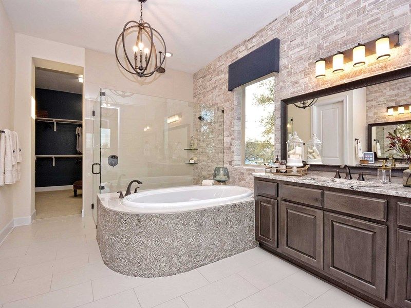 The Highcrest - Owner's Bath