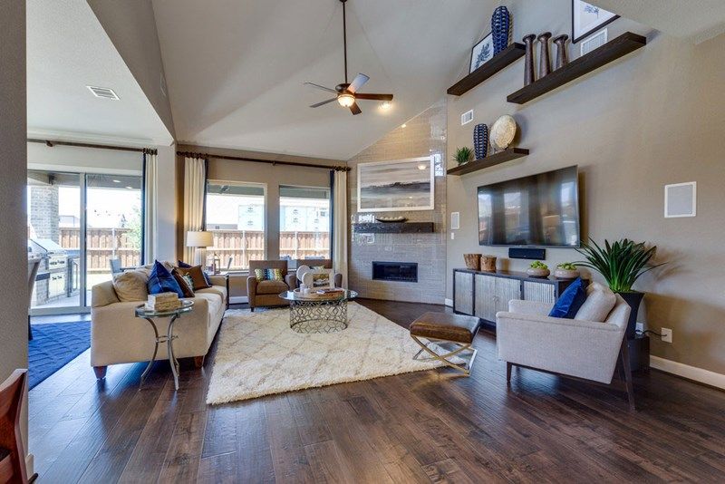 The Annabella - Living Room