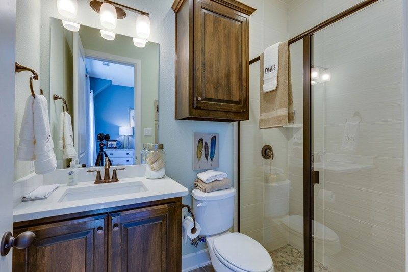 The Annabella - Bathroom