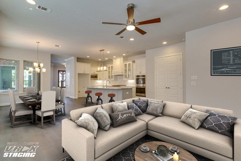 The Laurinda - Family Room