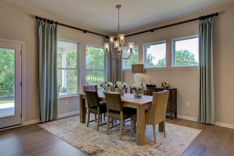 The Pendula - Dining Room
