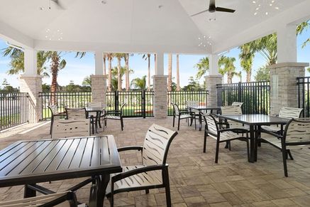 Waterset Club - Covered Patio