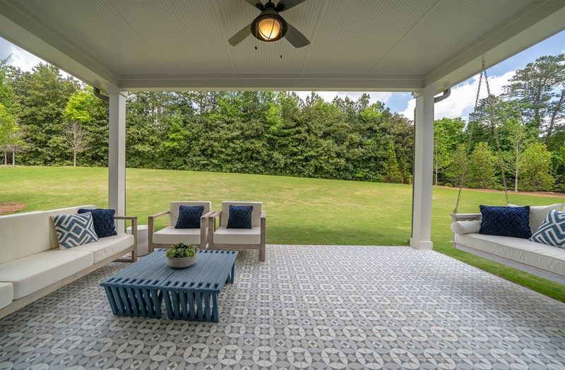 The Terramont - Covered Patio