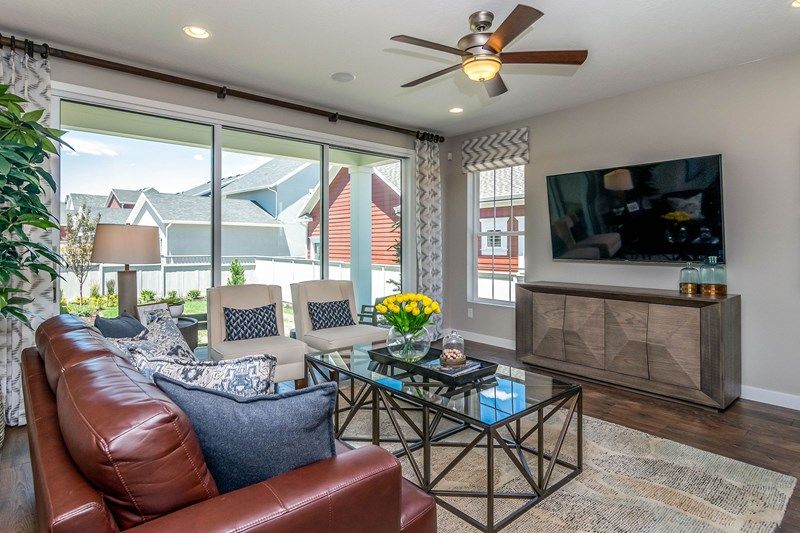 The Winchell - Living Room