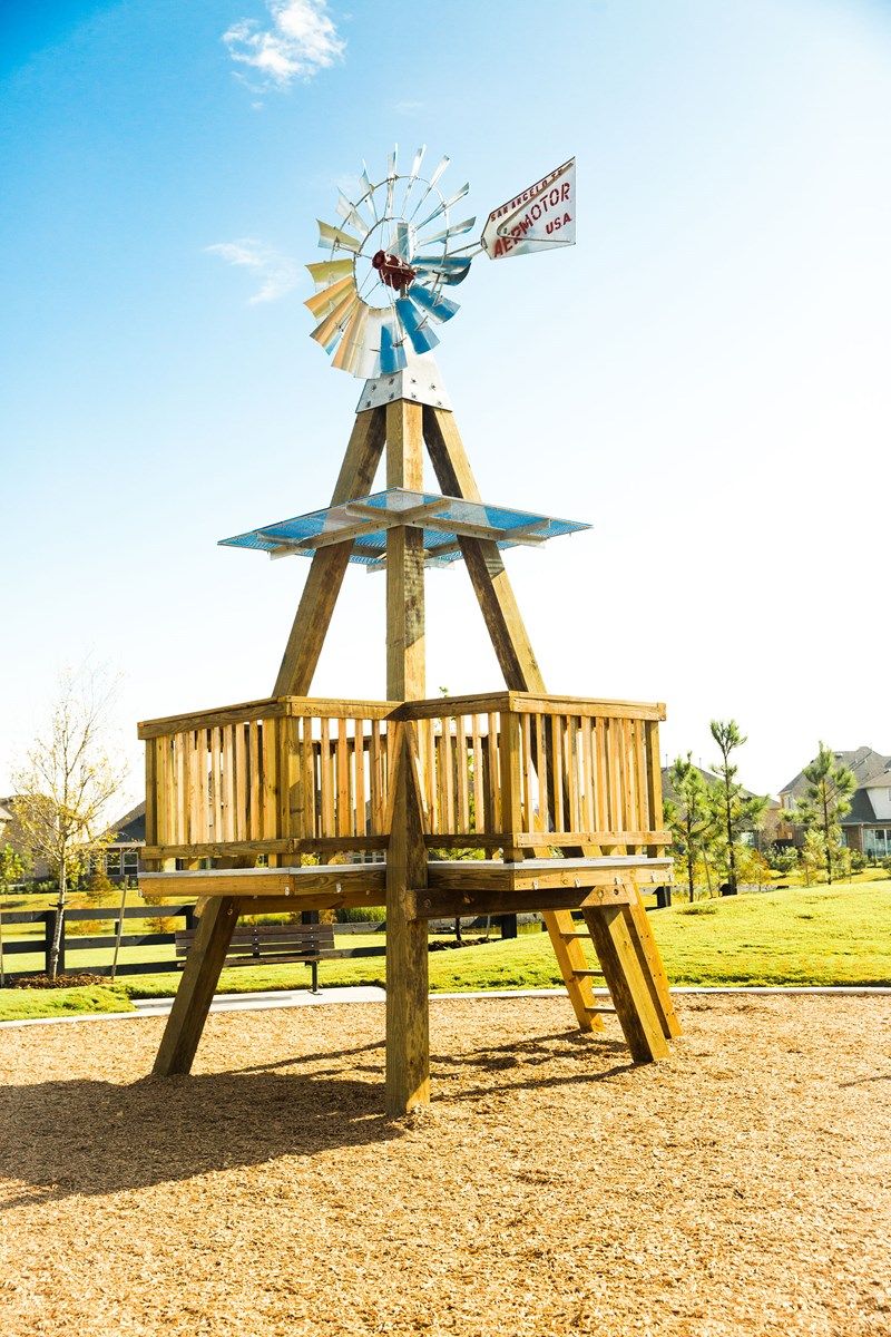 Harvest Green Windmill