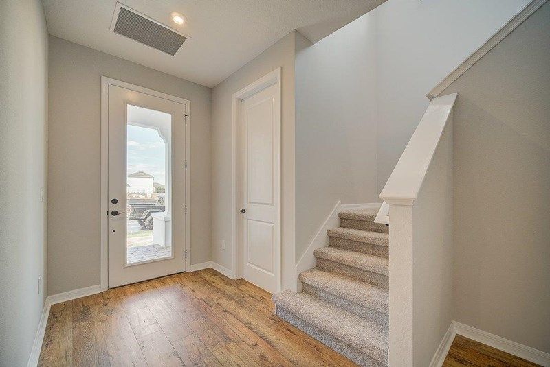 The Dunstan - Entry