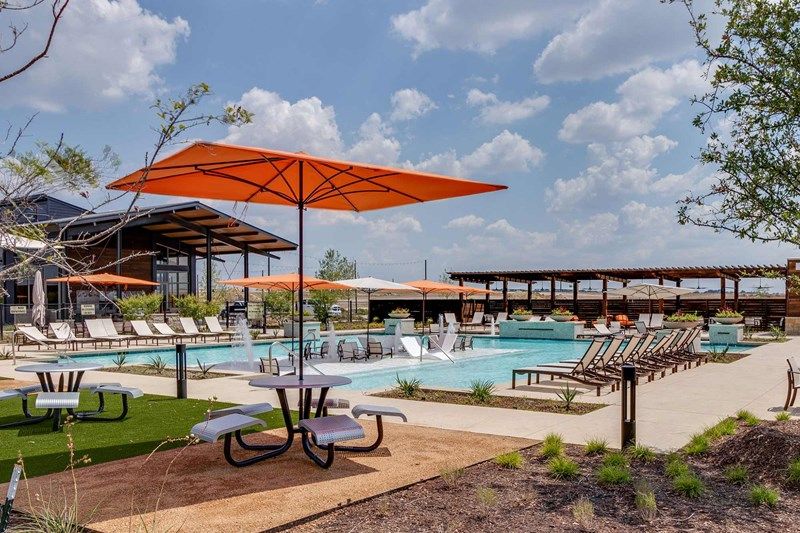 Tavolo Park - Amenity Center