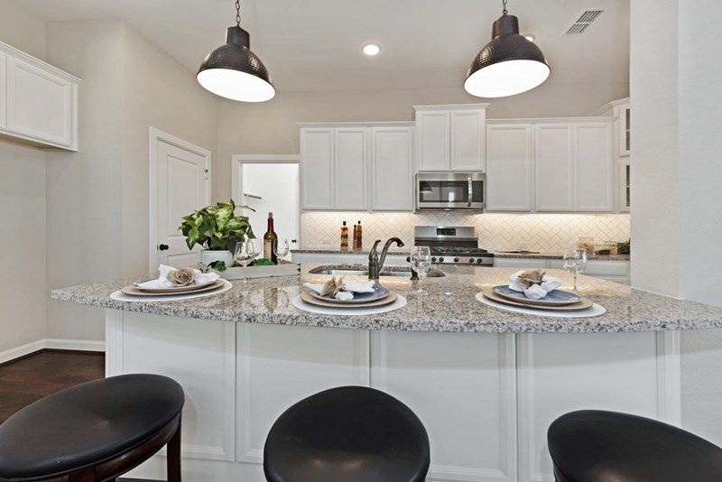 The Thomasville - Kitchen
