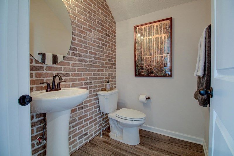 The Littleton - Bathroom