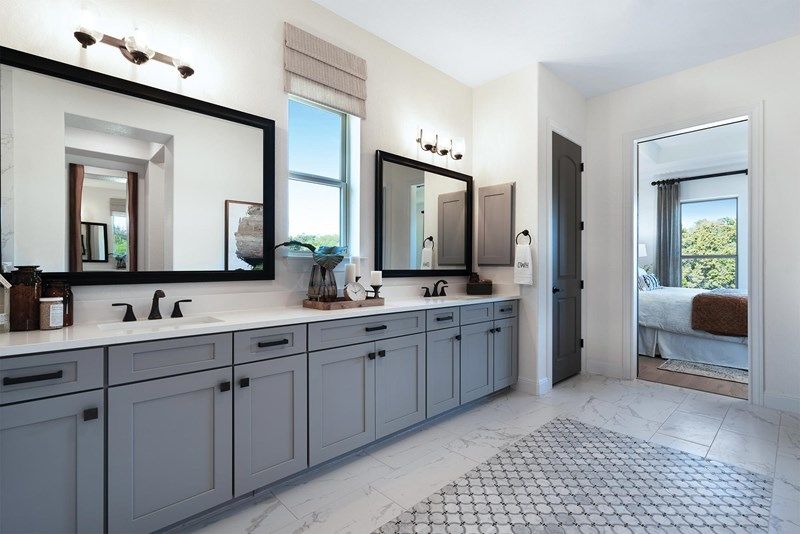 The Rockmoor - Owner's Bath