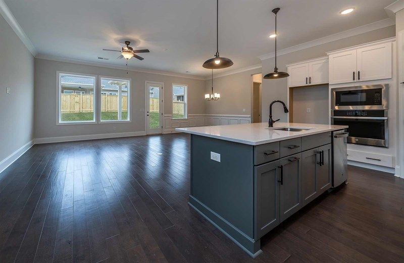 The Kittridge - Kitchen