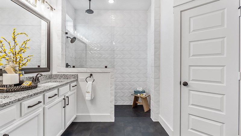 The Parma - Owner's Bath