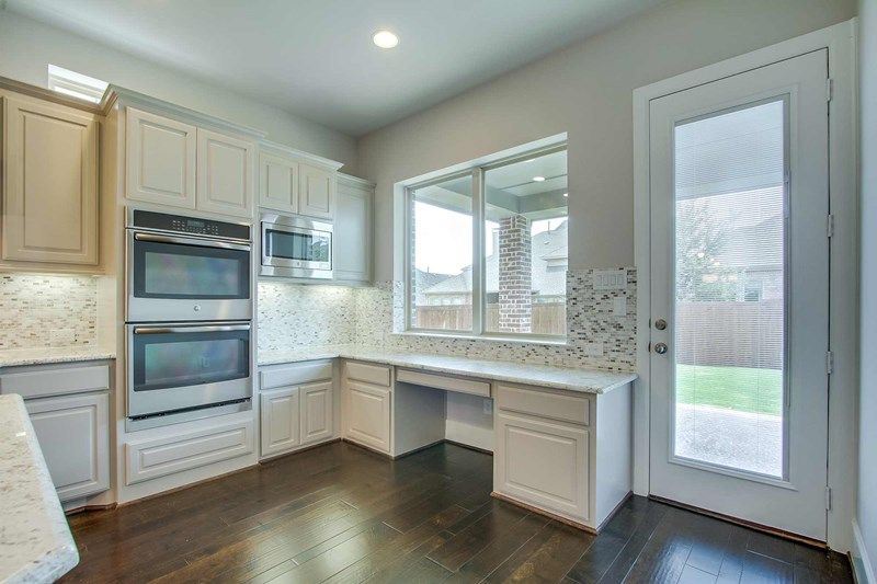 The Ardell - Kitchen