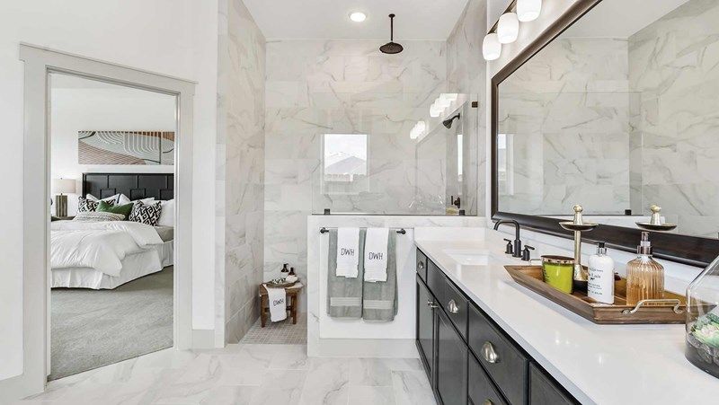 The Danbridge - Owner's Bath