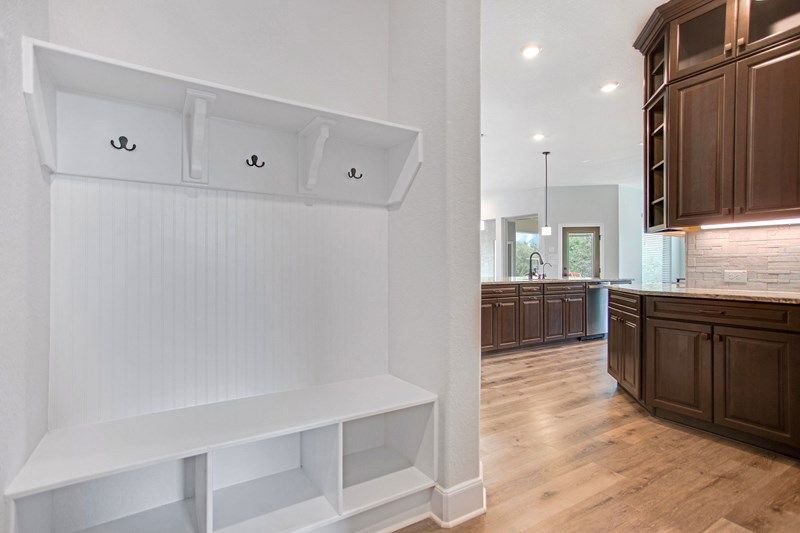 The Stonecrest - Mudroom