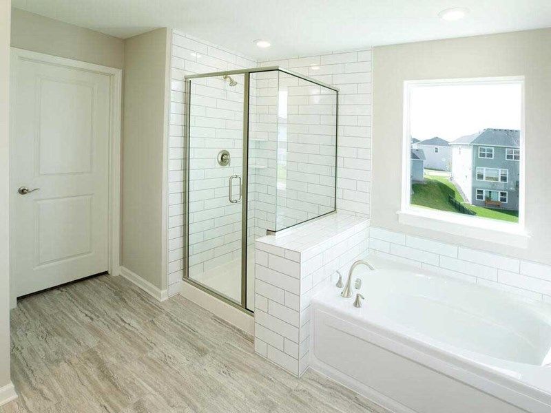 The Nokomis - Owner's Bath