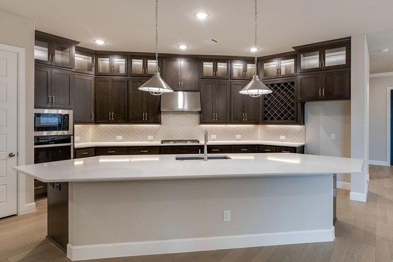 The Mandolyn - Kitchen