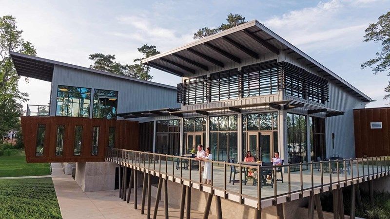 Grand Central Park - Lakehouse