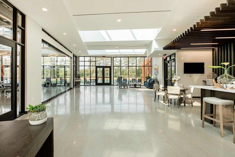 Grand Central Park - Lakehouse