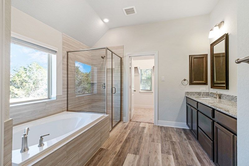 The Bathan - Owner's Bath