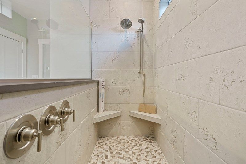 The Ashberry - Owner's Bath