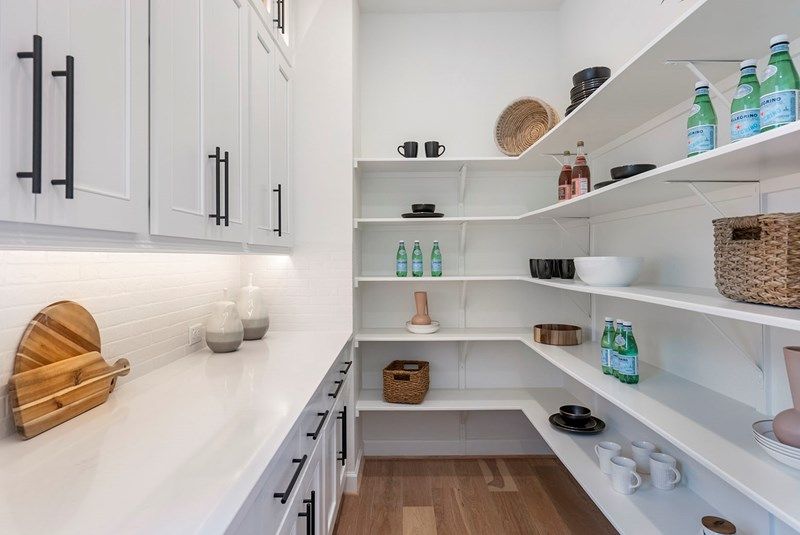 The Leeward - Pantry