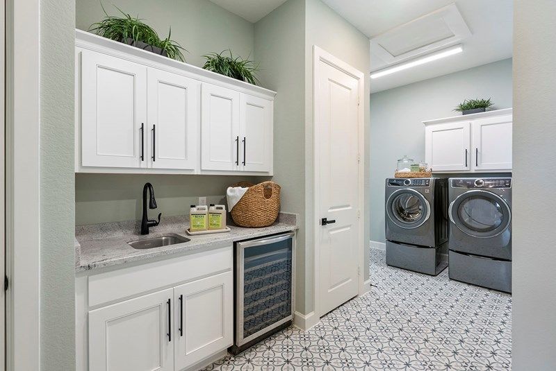 The Leeward - Utility