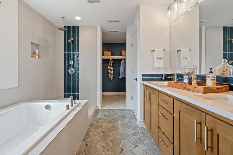 The Payton - Owner's Bath
