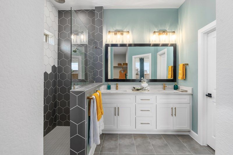 The Kepley - Owner's Bath