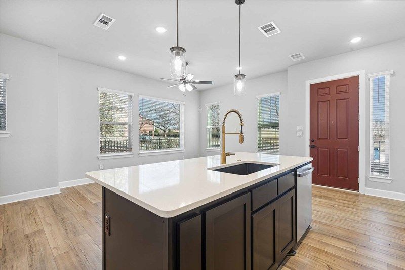 The Weldon - Kitchen