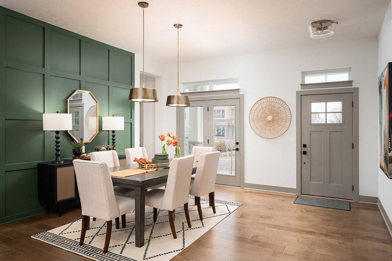 The Independence - Dining Room