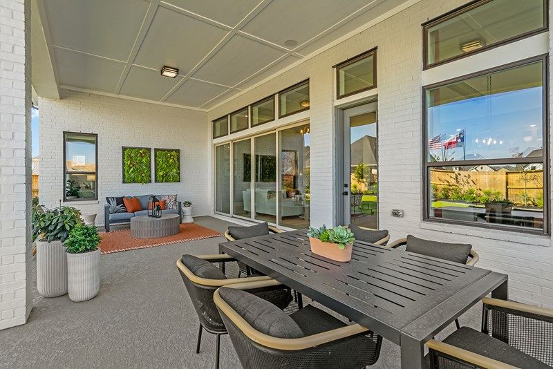 The Layton - Outdoor Living