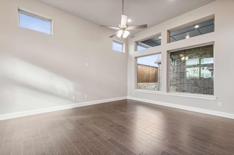 The Fernhill - Family Room