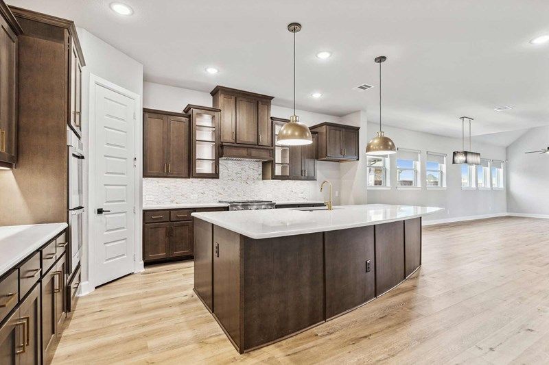 The Farnsworth - Kitchen